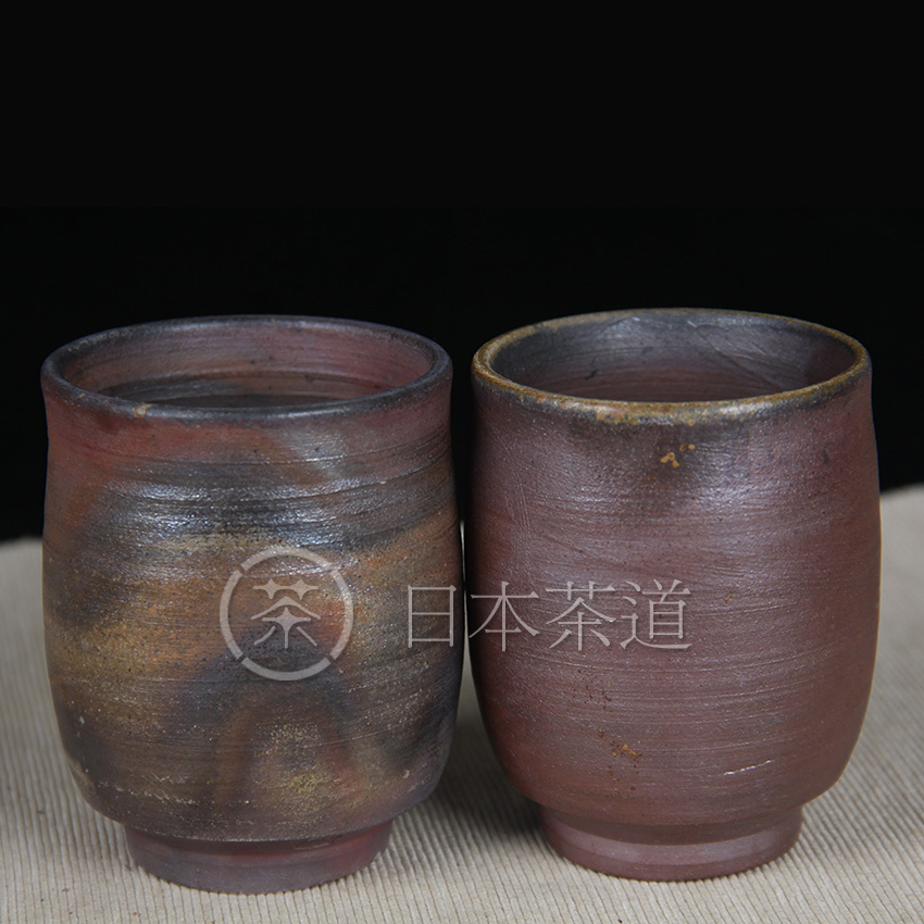 日本备前烧 备前烧八代窑对杯 带原装供箱证书。火痕落灰都比较完美，值得推荐。