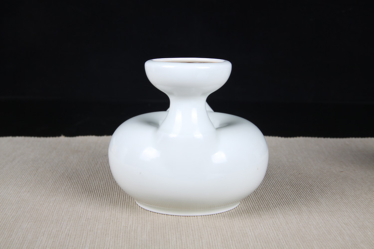日本陶瓷茶道组日本有田烧白釉一壶两杯套组茶具有田烧白釉工艺象牙白