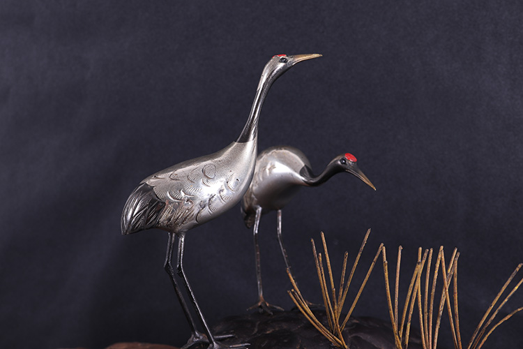 日本茶器日本古铜精工松鹤纹铸物日本古铜工艺，精铸松针纹，仙鹤