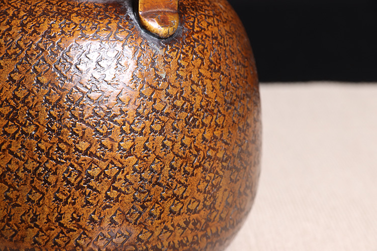 日本茶器 日本古铜精工松鹤纹铸物 日本古铜工艺，精铸松针纹，仙鹤一对